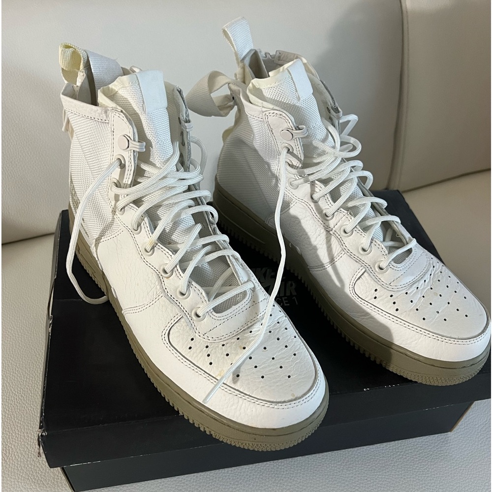 Nike high top